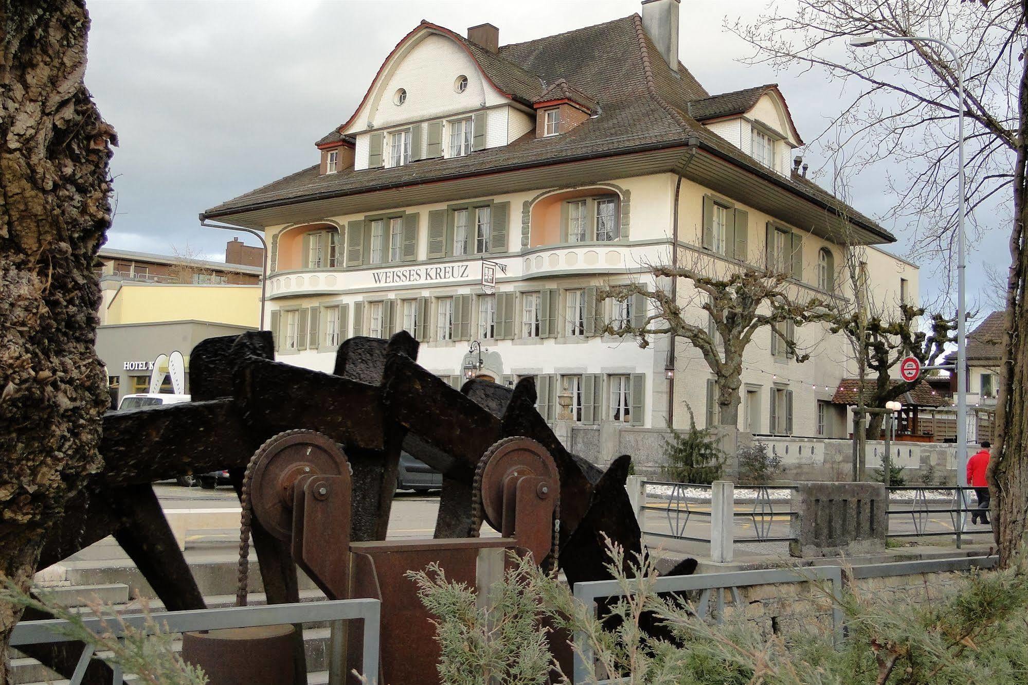 Weisses Kreuz Hotel